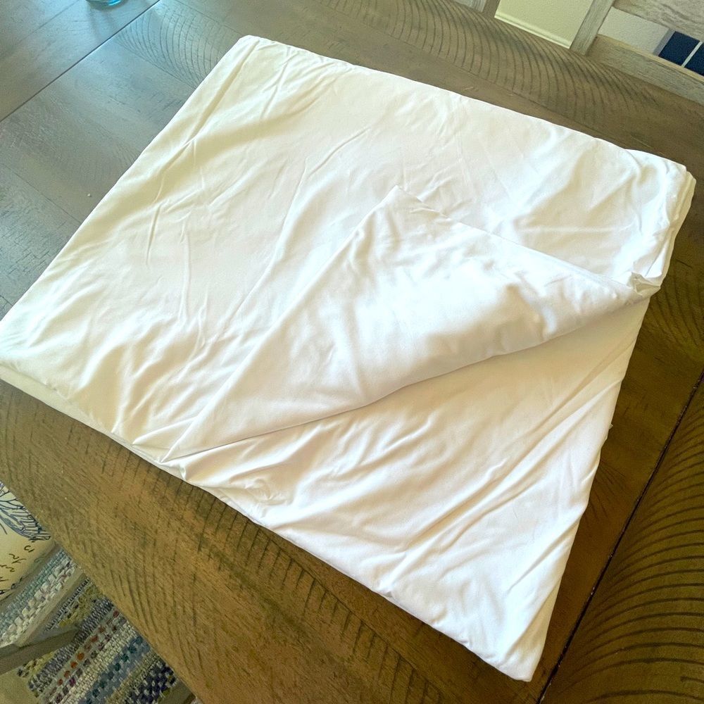 Solid White Queen Microfiber Duvet Cover‎